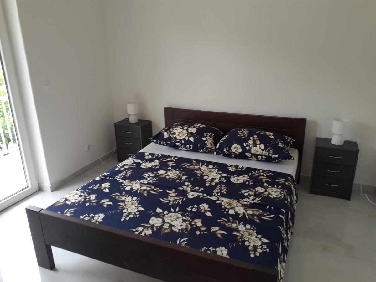 ילסה Apartmani Miletic מראה חיצוני תמונה