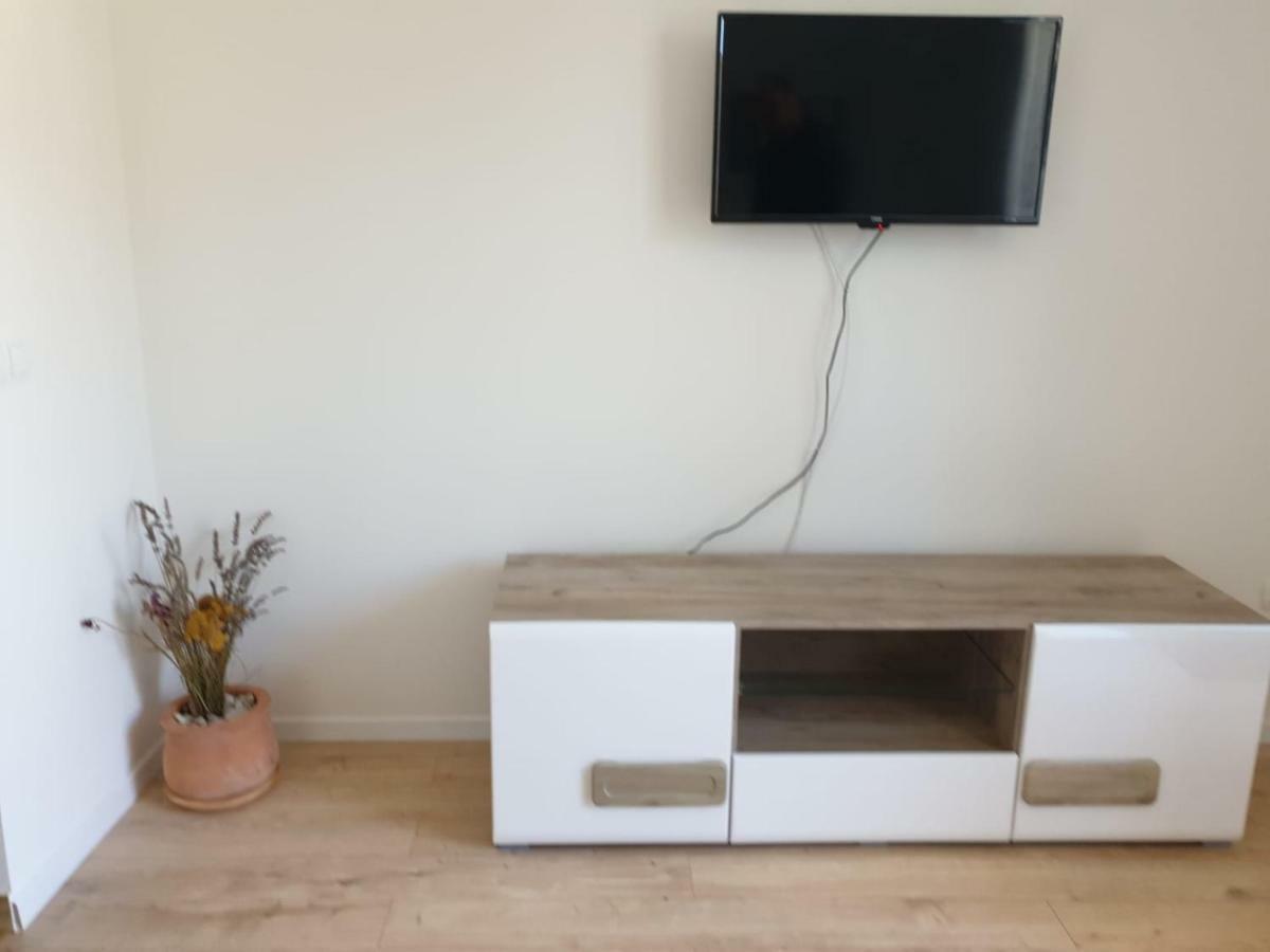 ילסה Apartmani Miletic מראה חיצוני תמונה